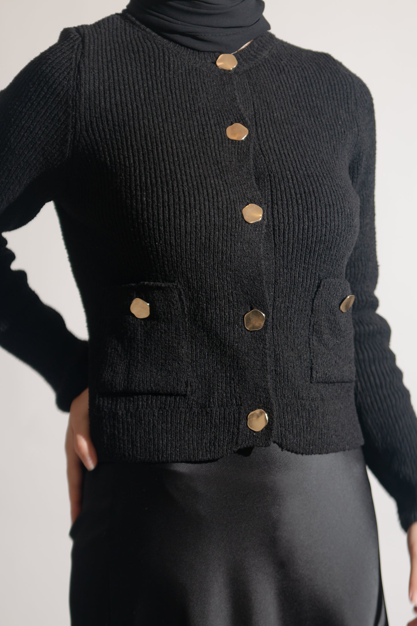 Knit cardigan with golden buttons