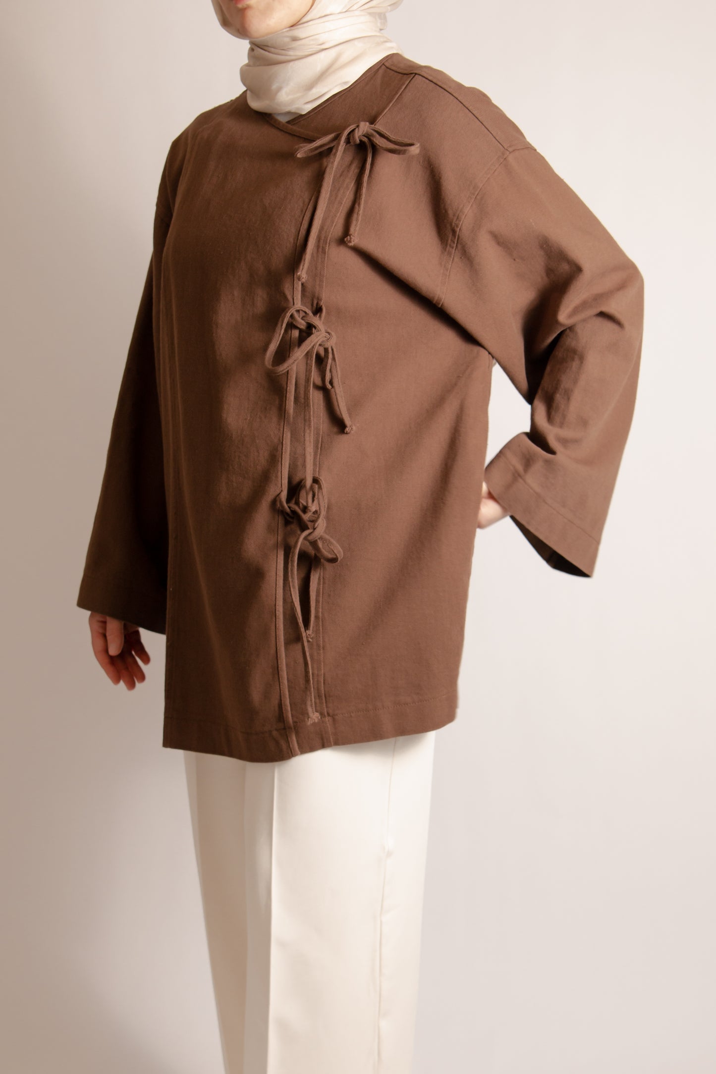 Cotton jacket with side ties