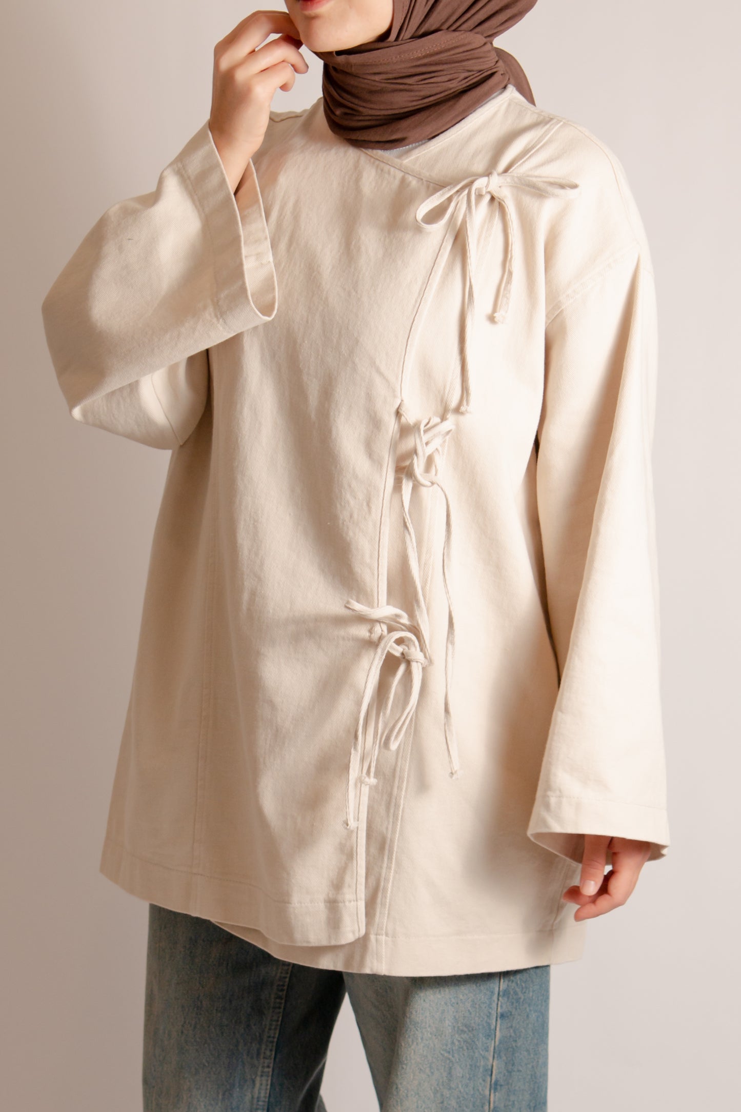 Cotton jacket with side ties
