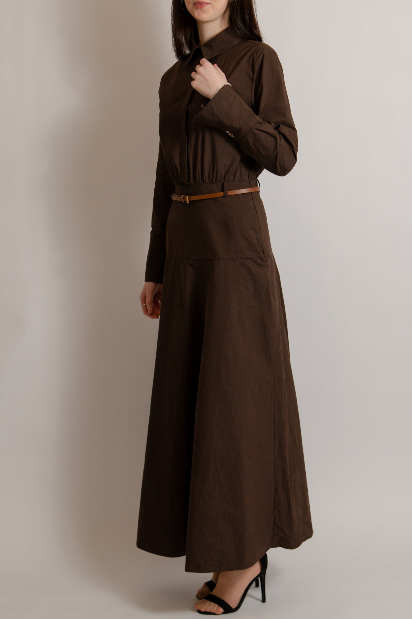 Cotton dress with belt brown