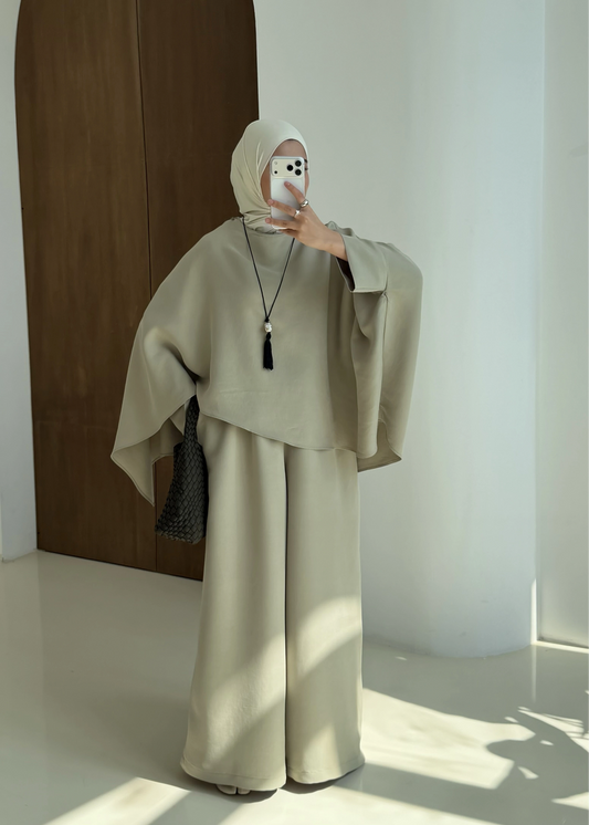 Elegant modest cape set