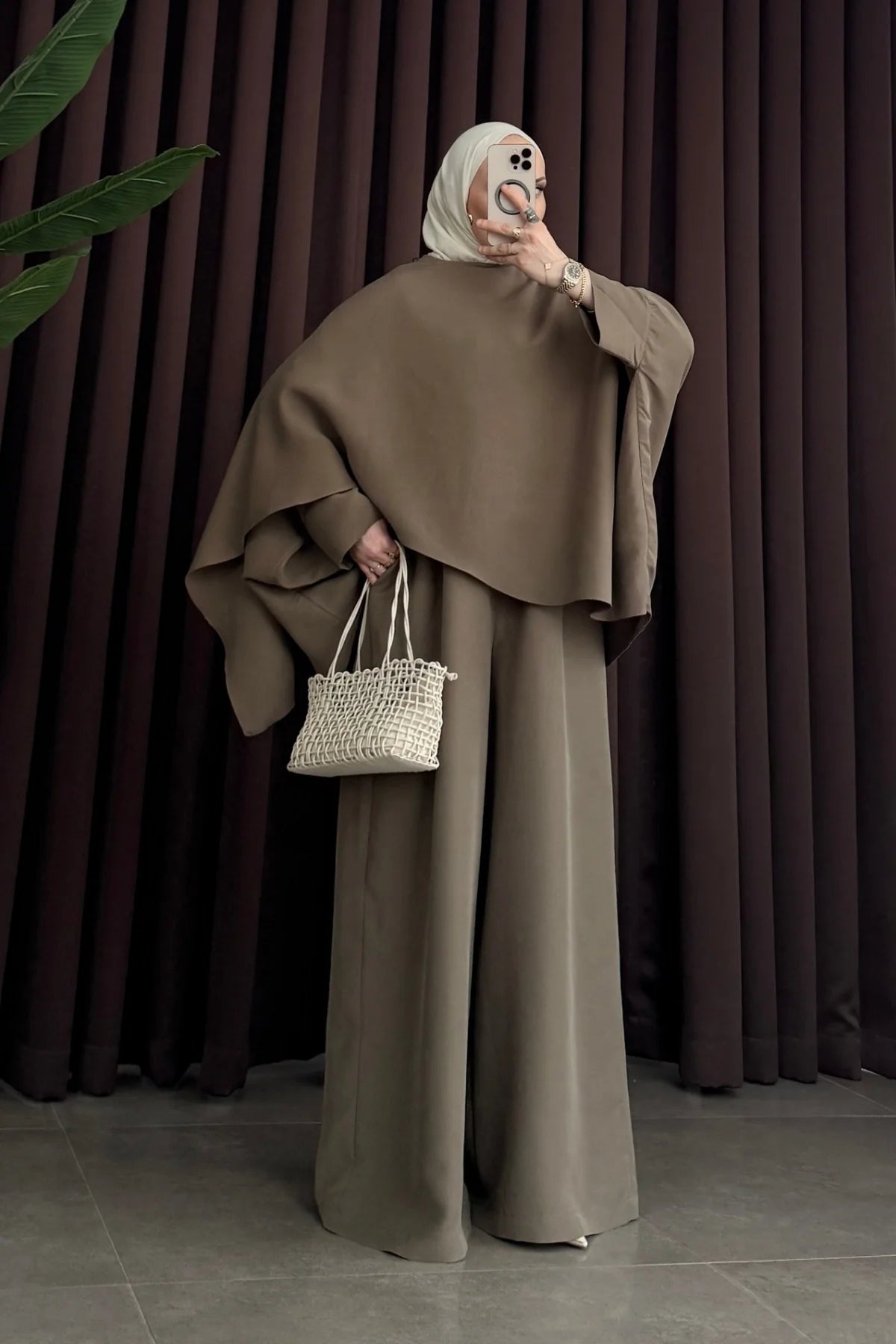 Elegant modest cape set taupe