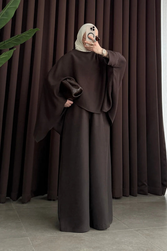 Elegant modest cape set brown